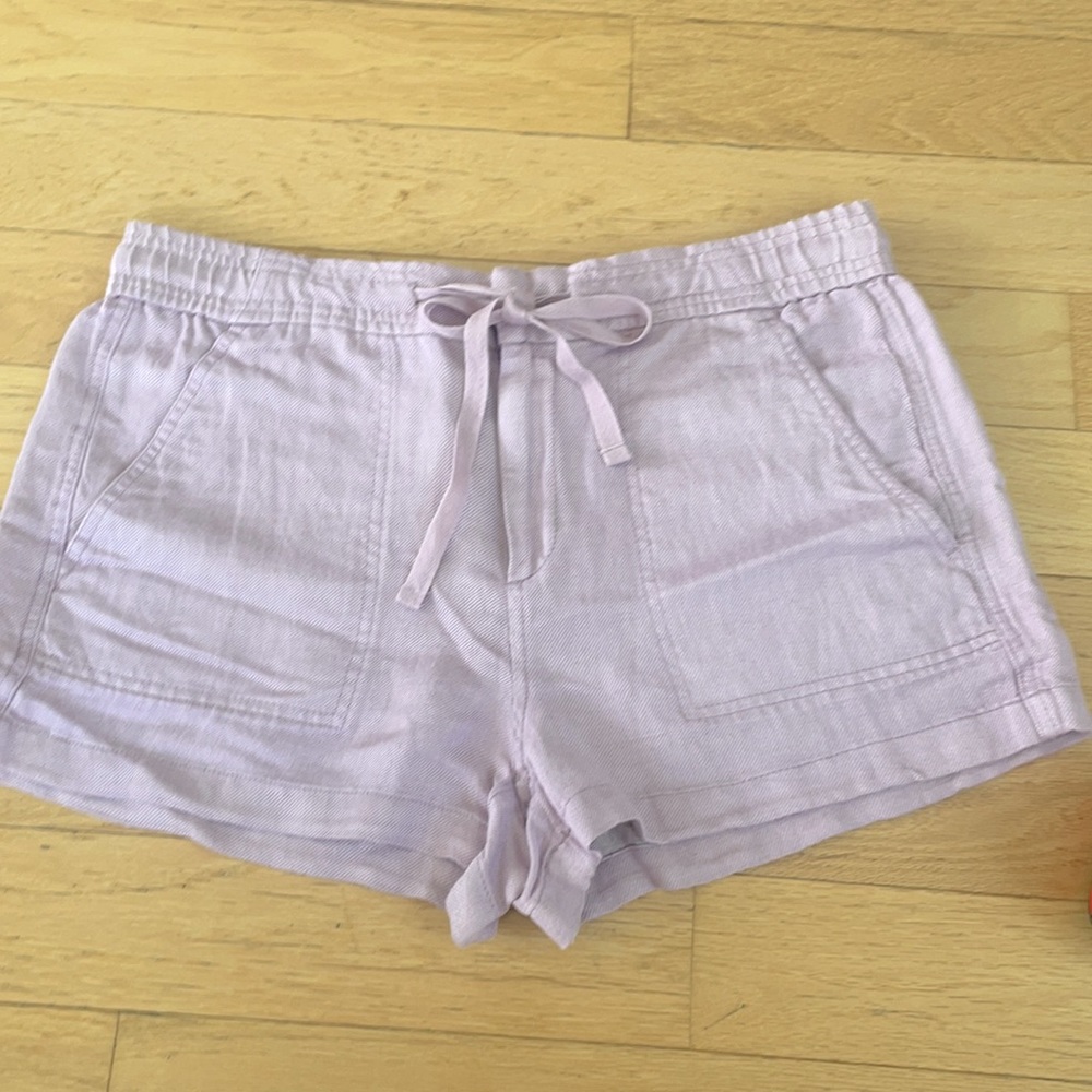 New loft Lou and grey shorts.